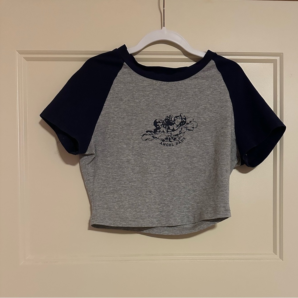 graphic Cropped baby tee